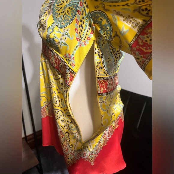 Elie Tahari Paisley Print Blouse l PTP 17 - Picture 4 of 5